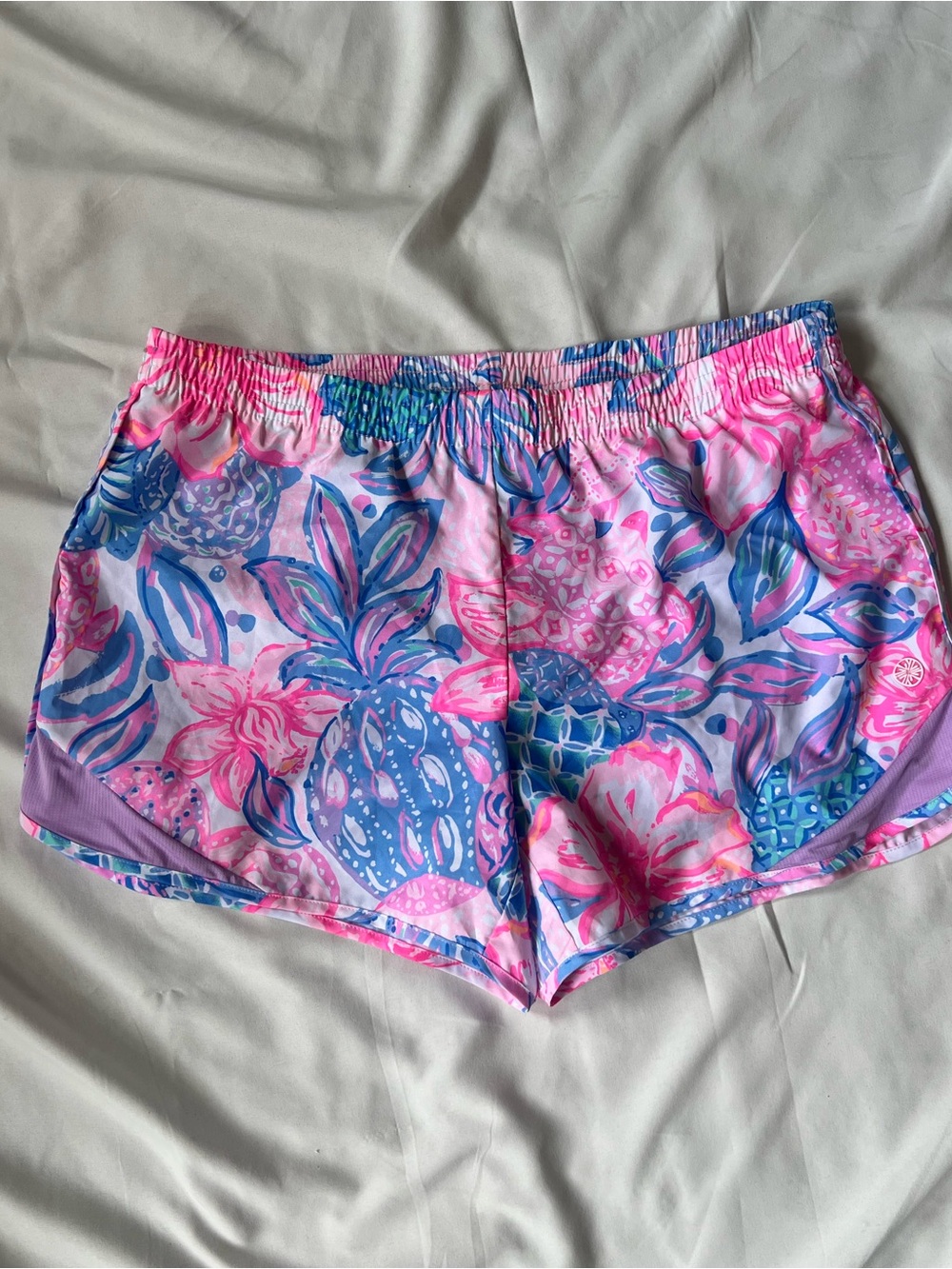 Lilly Pulitzer Luxletic Ocean Trail Activewear Athletic Shorts Pink Size Medium